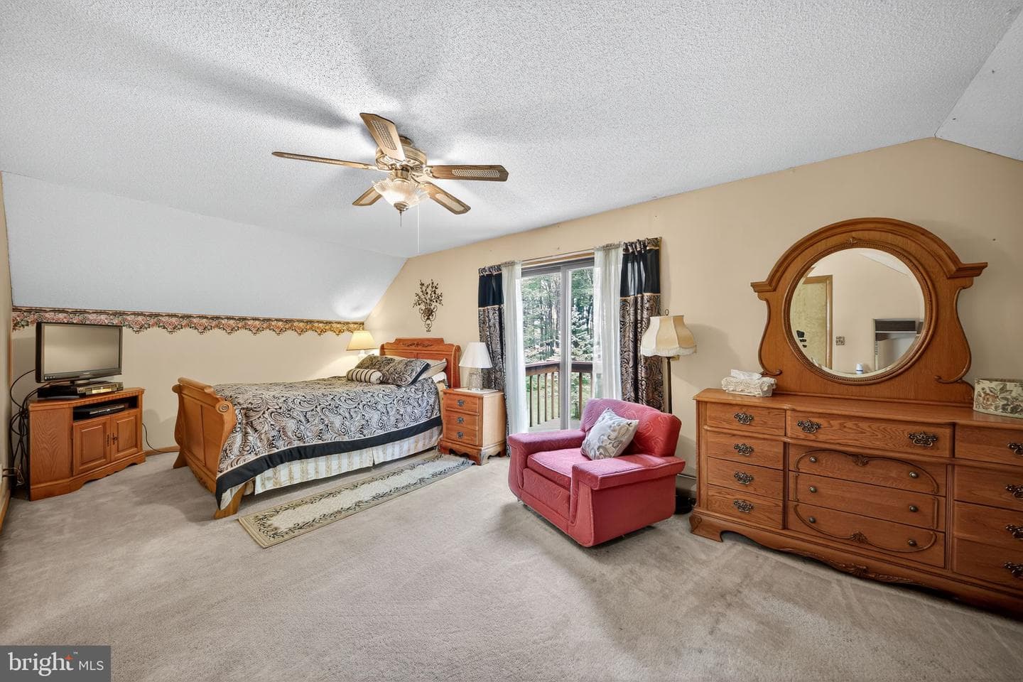 146 Arrowhead photo 20