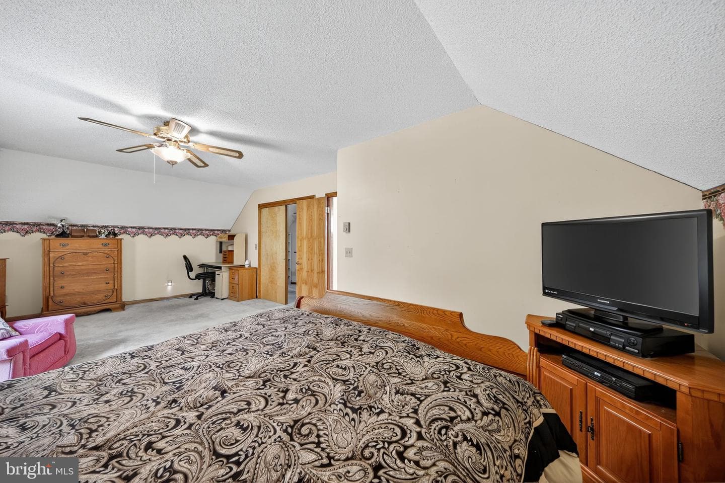 146 Arrowhead photo 21