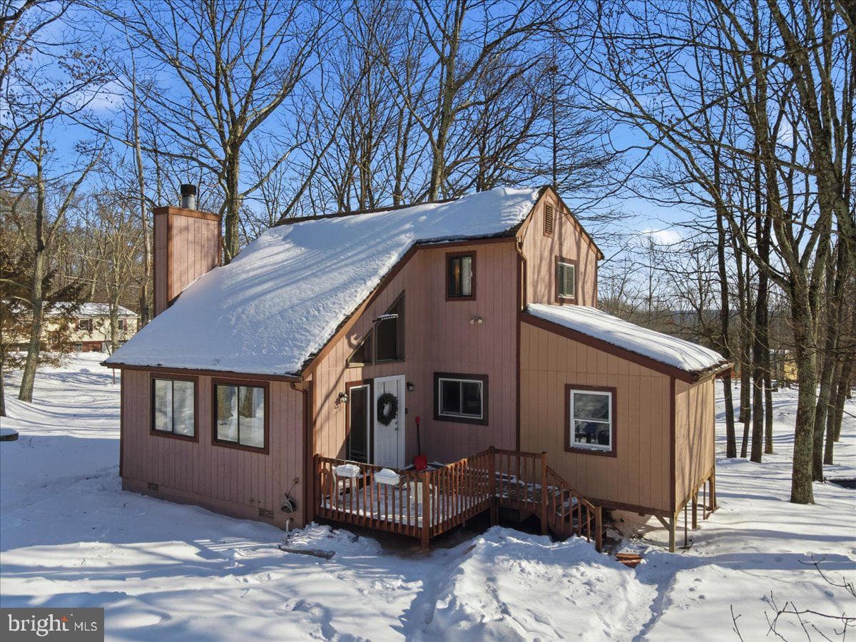 186 Pocono Boulevard photo 1