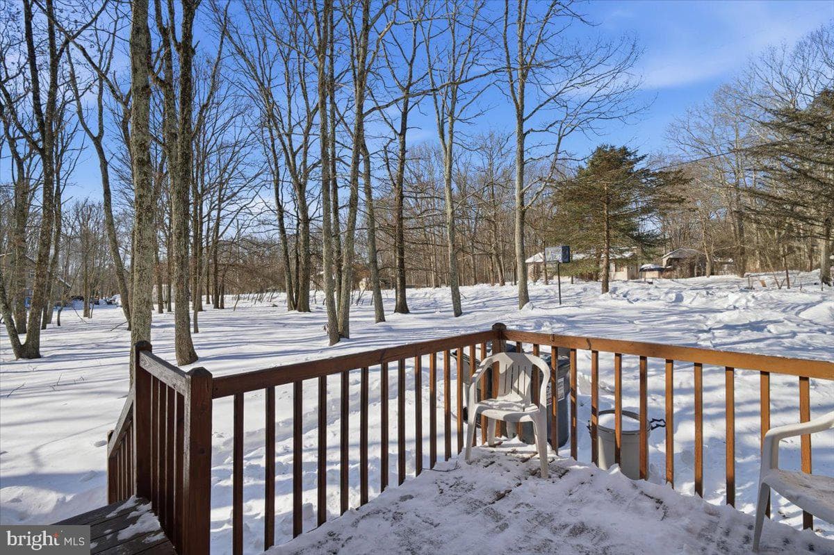 186 Pocono Boulevard photo 20