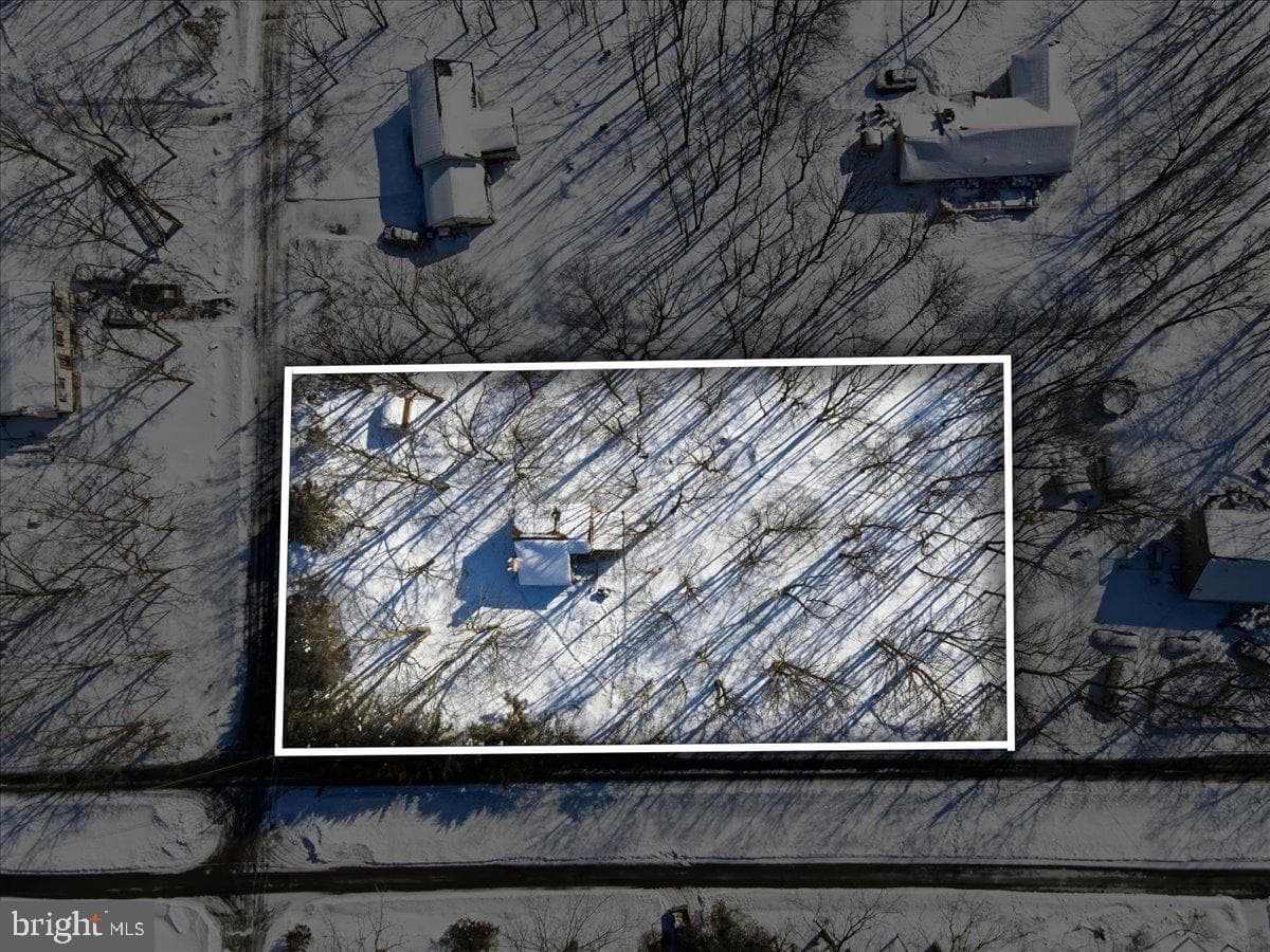 186 Pocono Boulevard photo 22