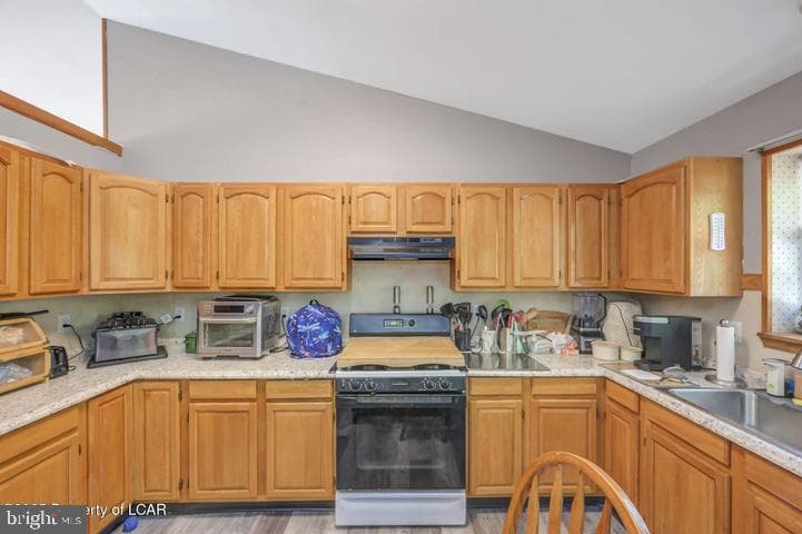 104 Yvette Court photo 17