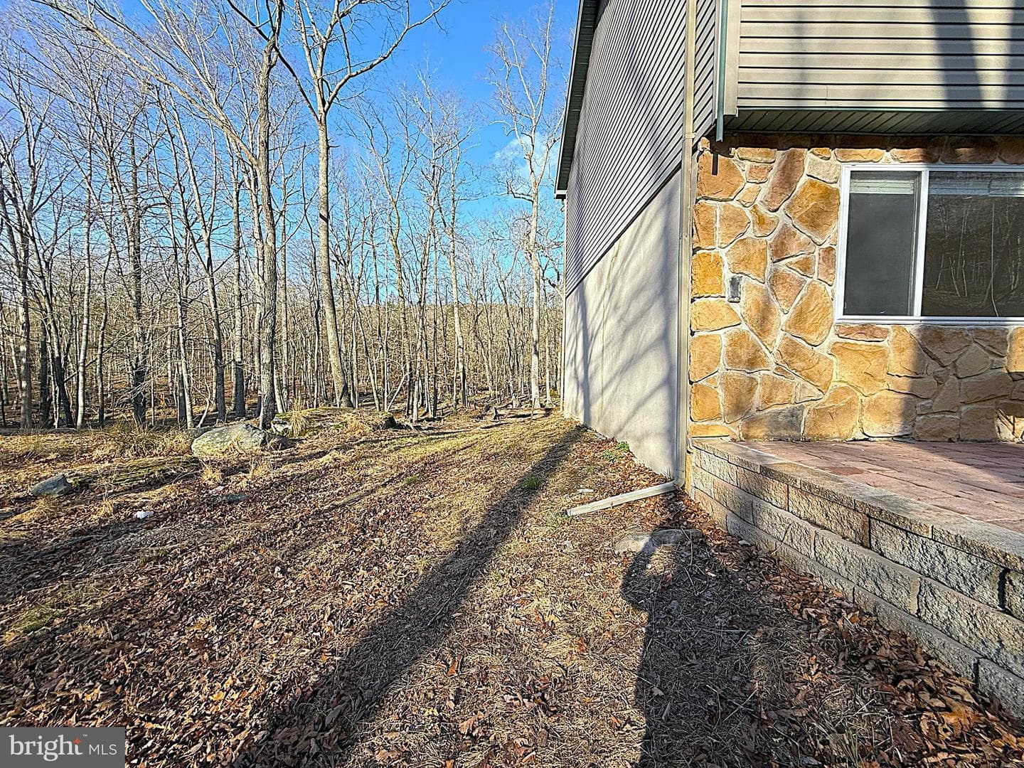 6486 Decker Road, Bushkill