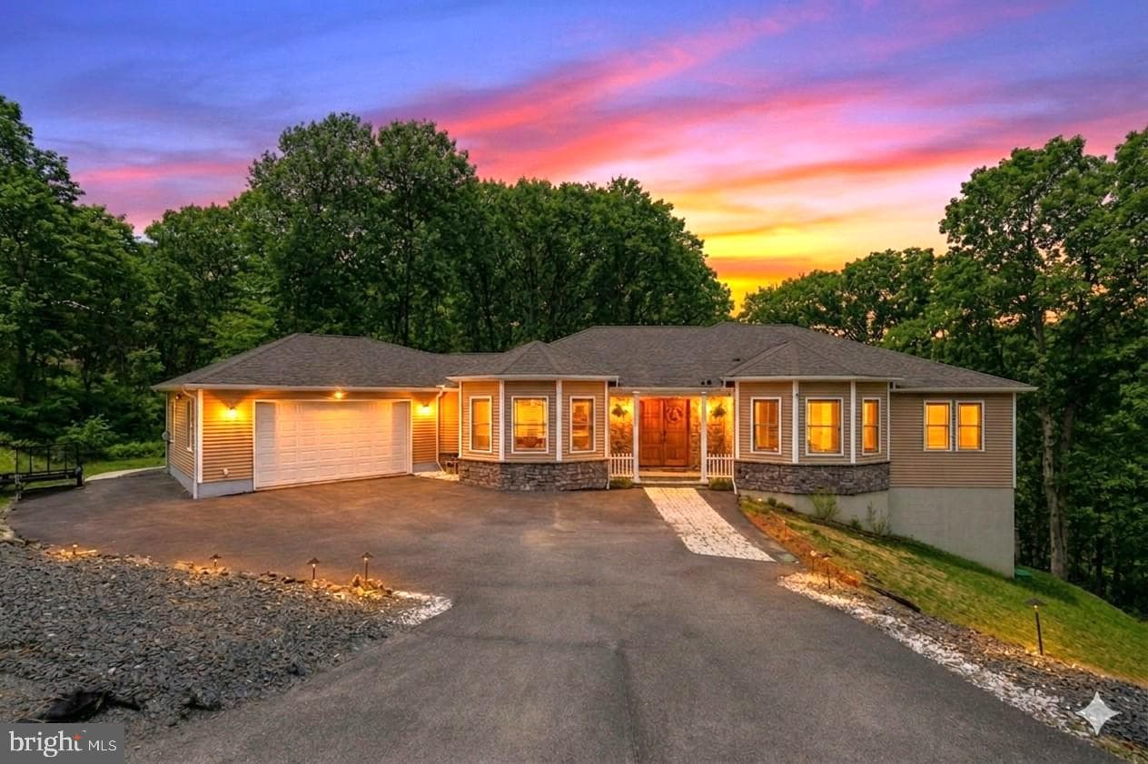 1007 Hampstead Road, Bushkill