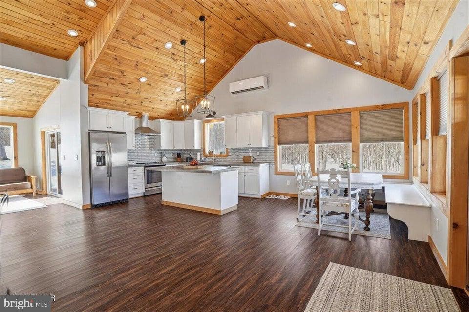 190 Garrity Road photo 33