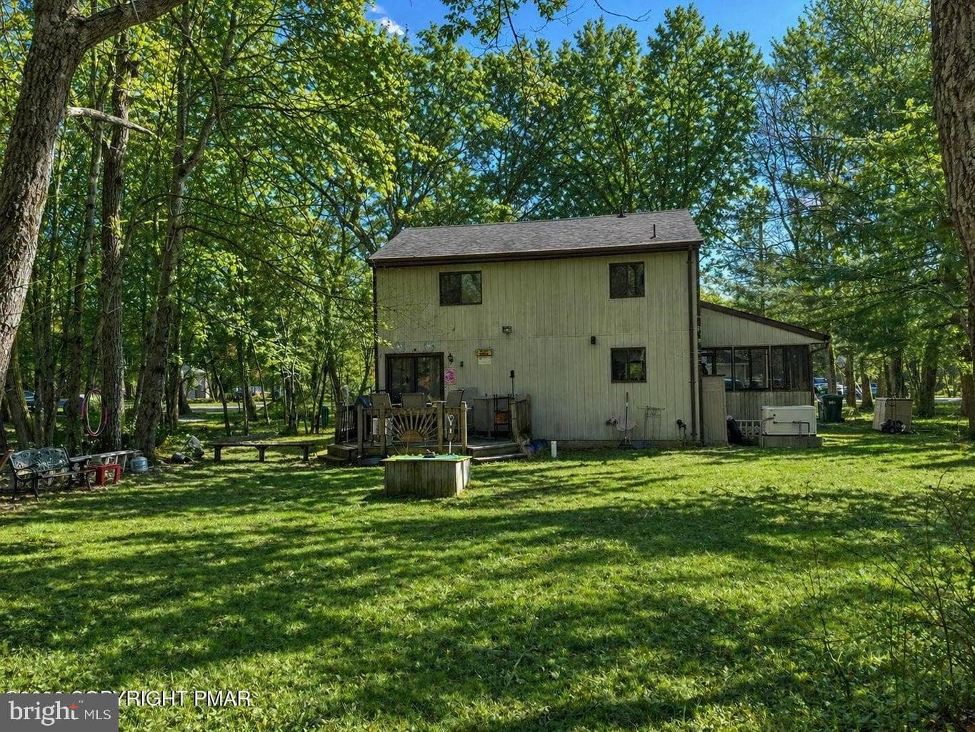 1119 Cranberry Dr, Bushkill