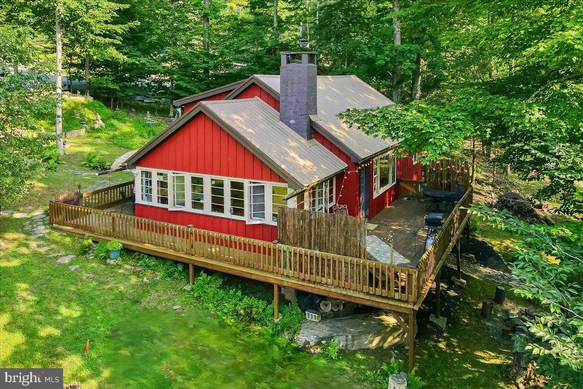 112 Beechwood Cove Road, Greentown