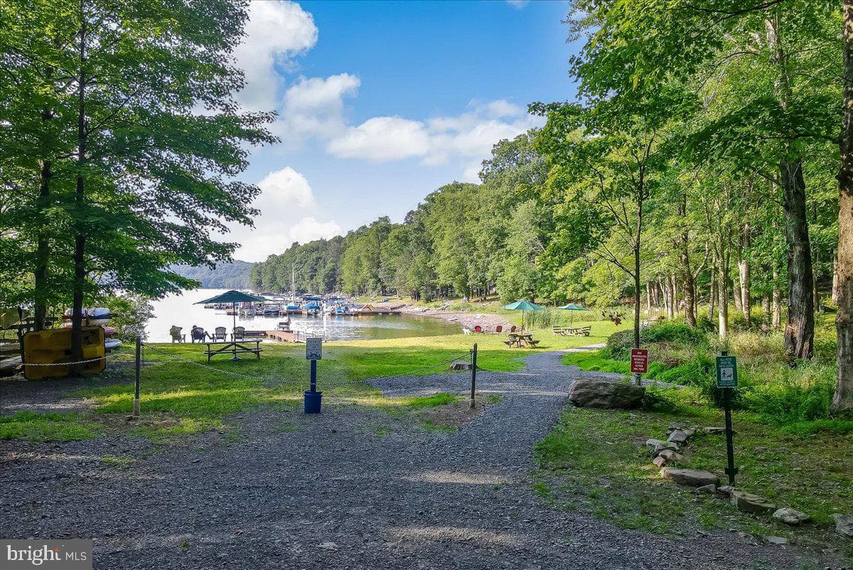112 Beechwood Cove Road photo 37