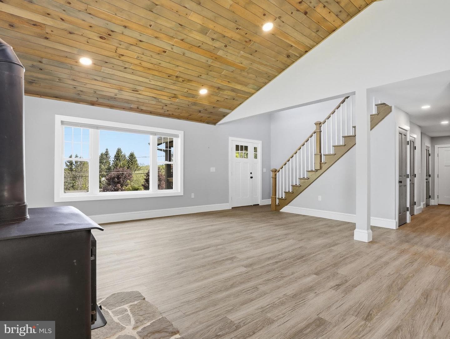 300 Gumbletown Road photo 9