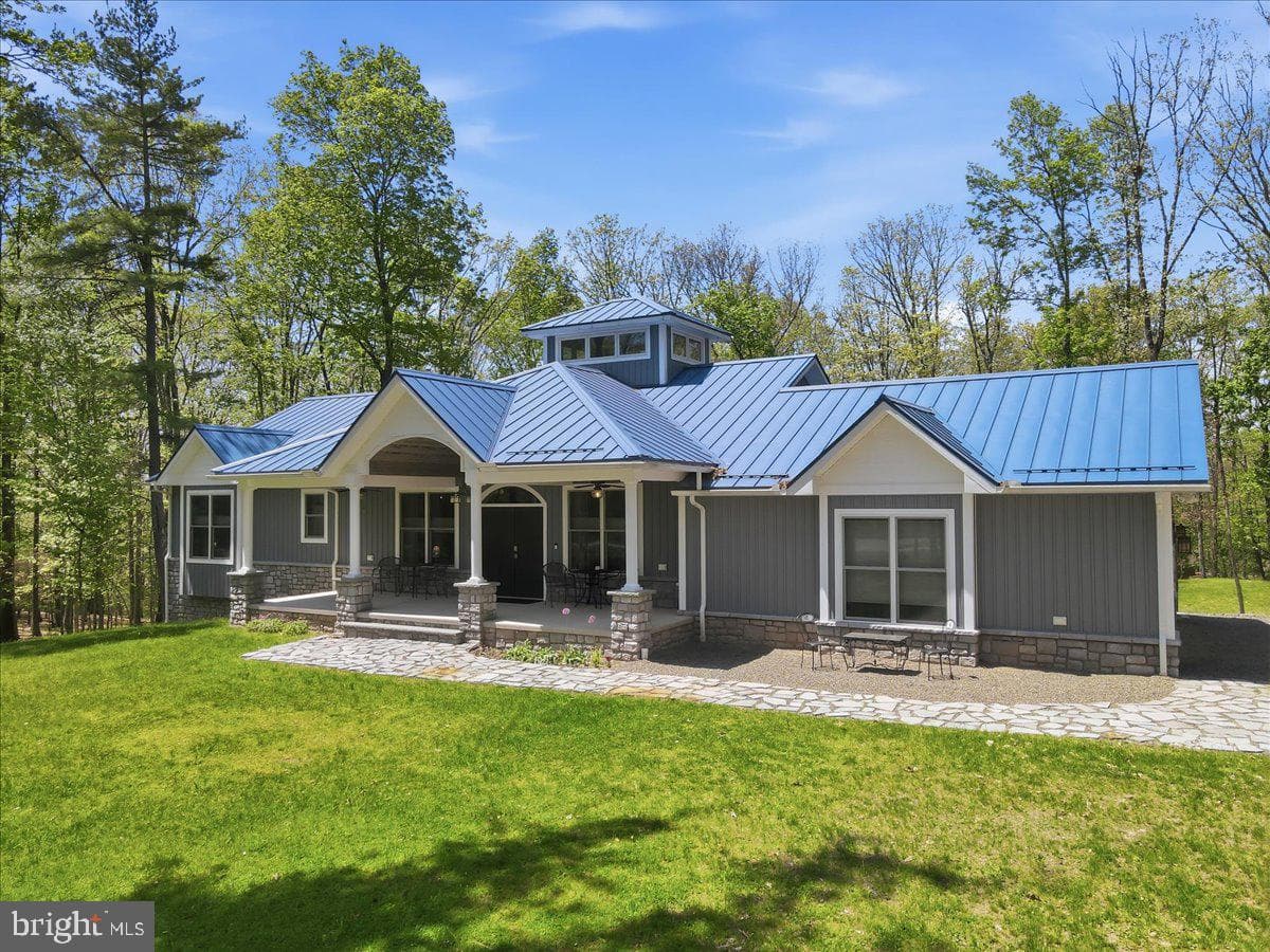 115 Ridgewood Lane, Hawley