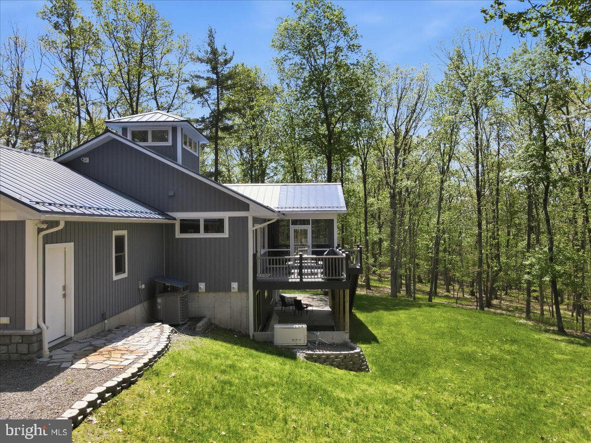 115 Ridgewood Lane photo 88