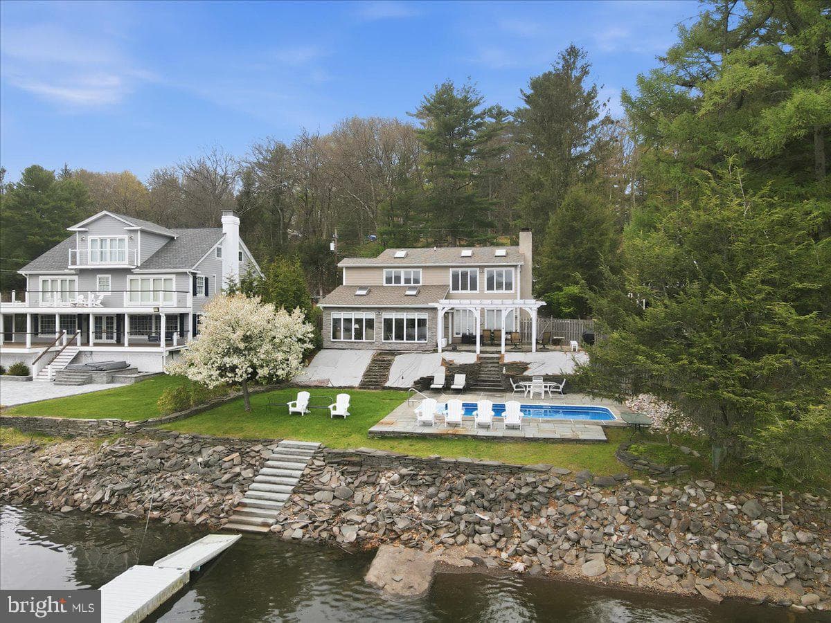 114 Shore Road, Tafton