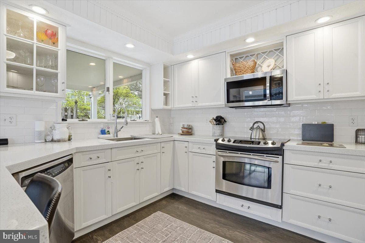 114 Shore Road photo 45