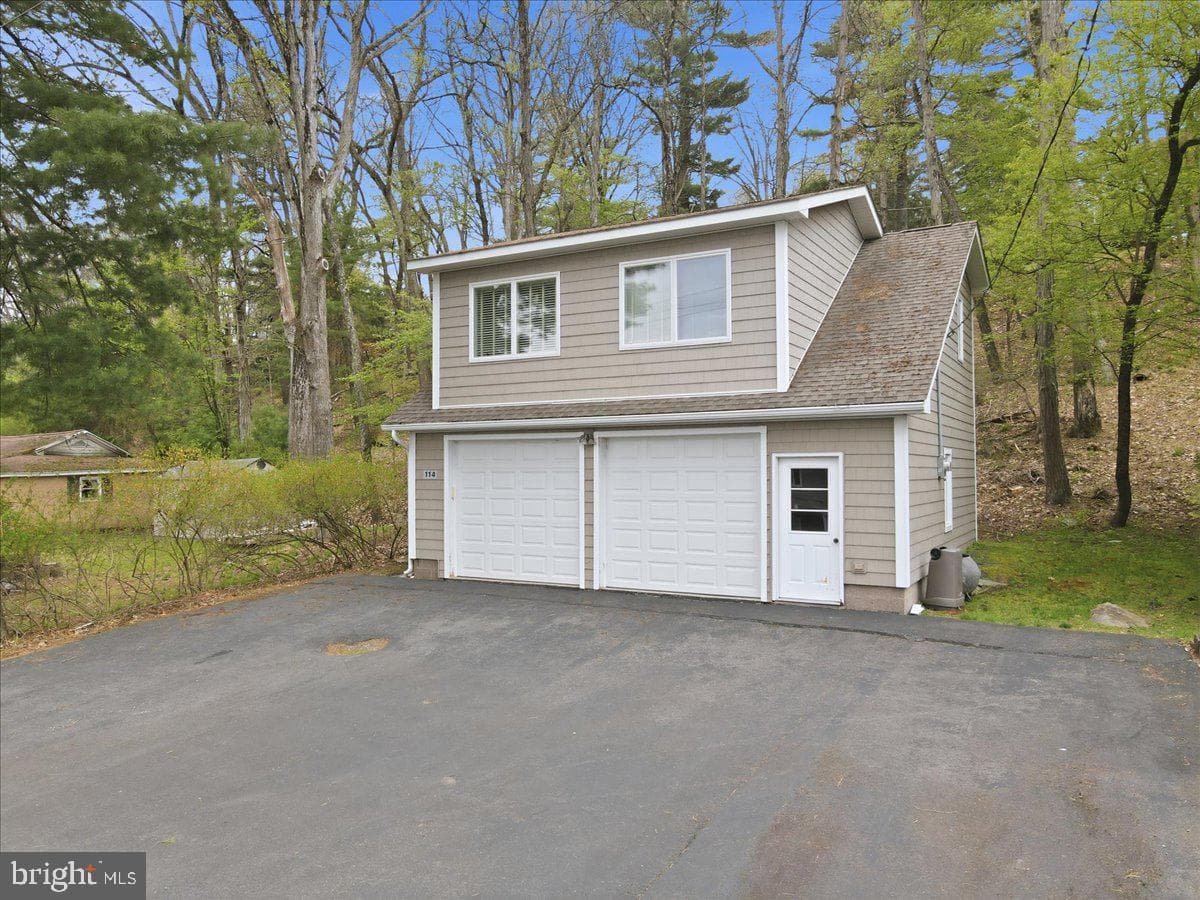114 Shore Road photo 5