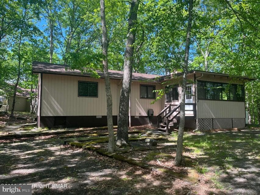 5970 Decker Road, Bushkill