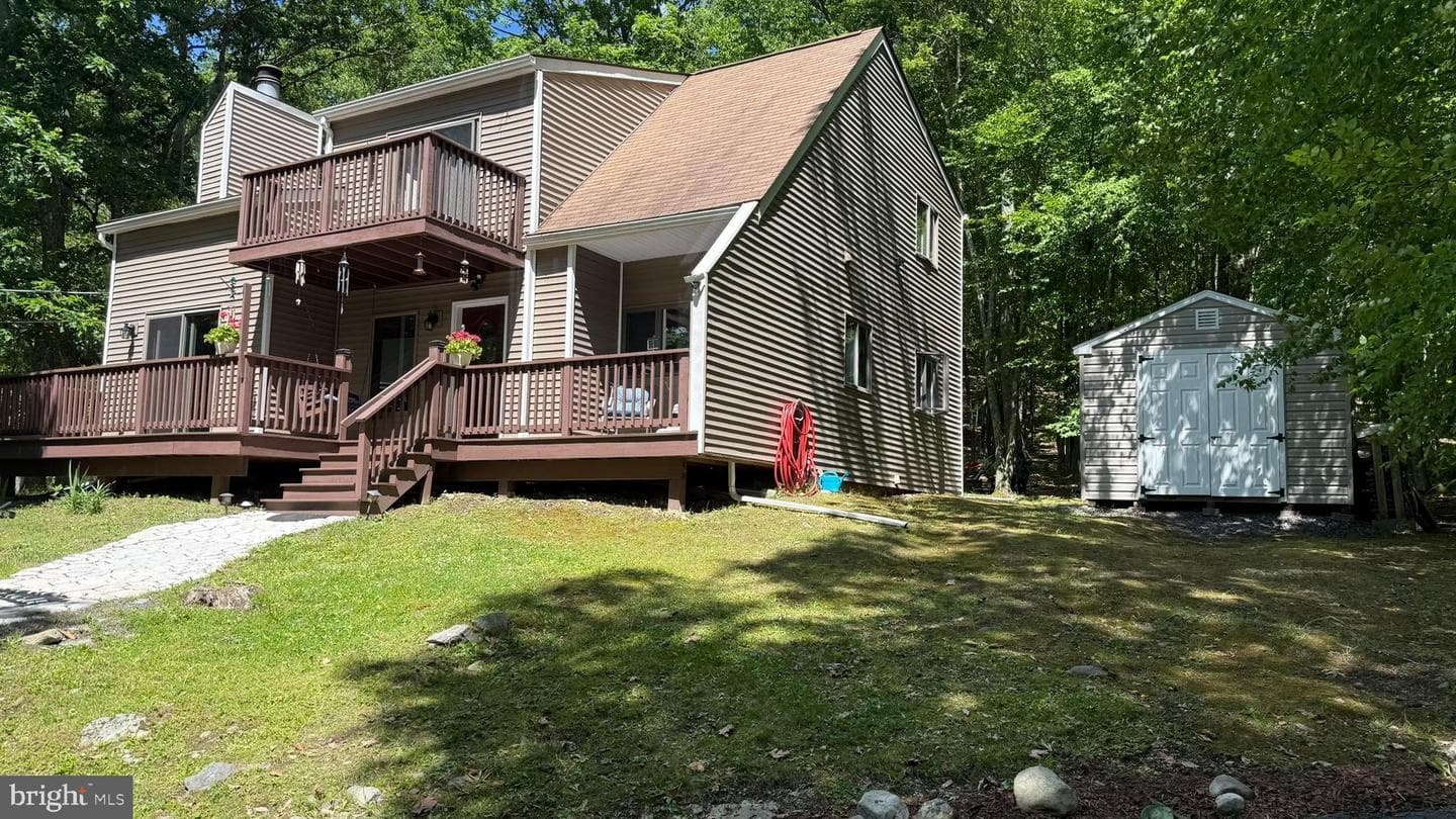 4271 Winchester Way, Bushkill