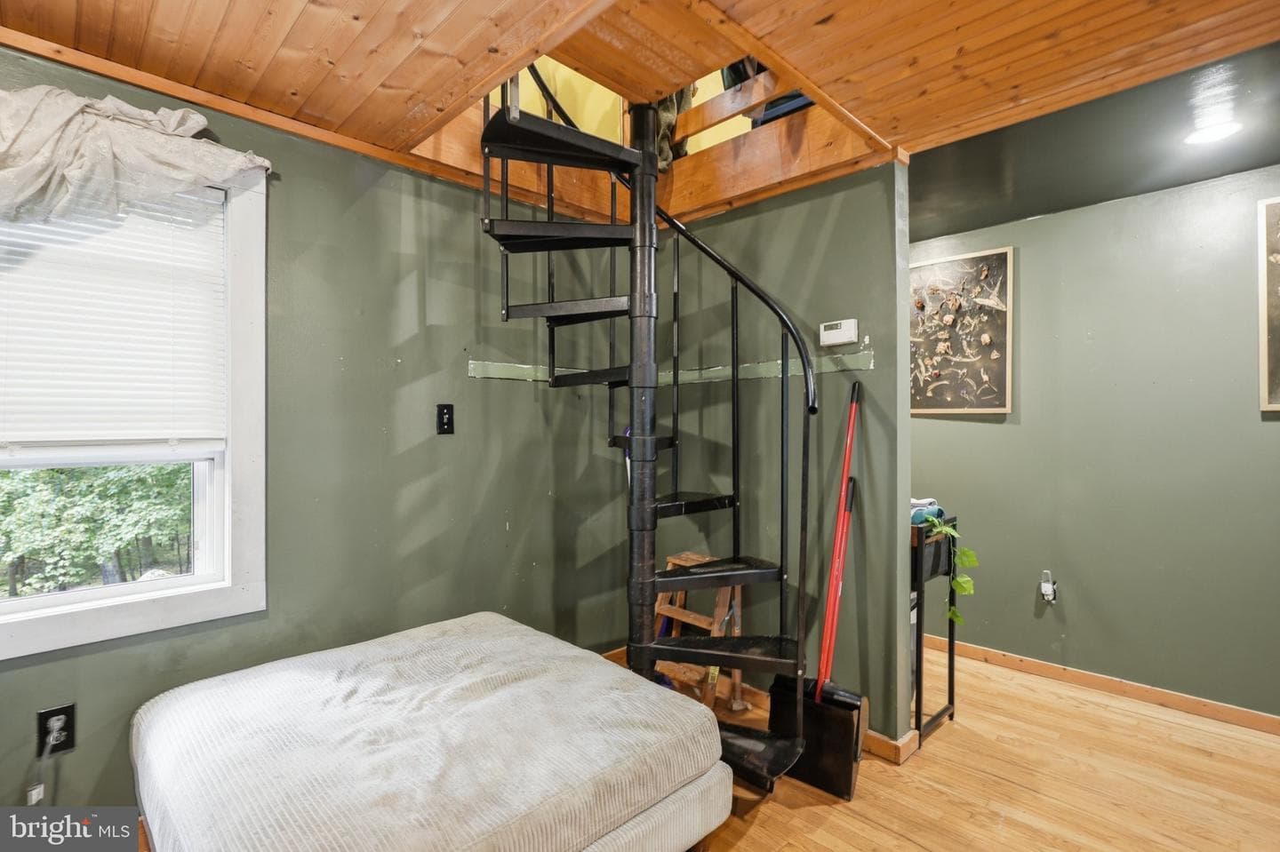 204 Mountain Drive photo 12