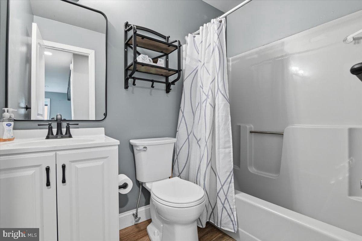 142 Saunders Drive photo 17
