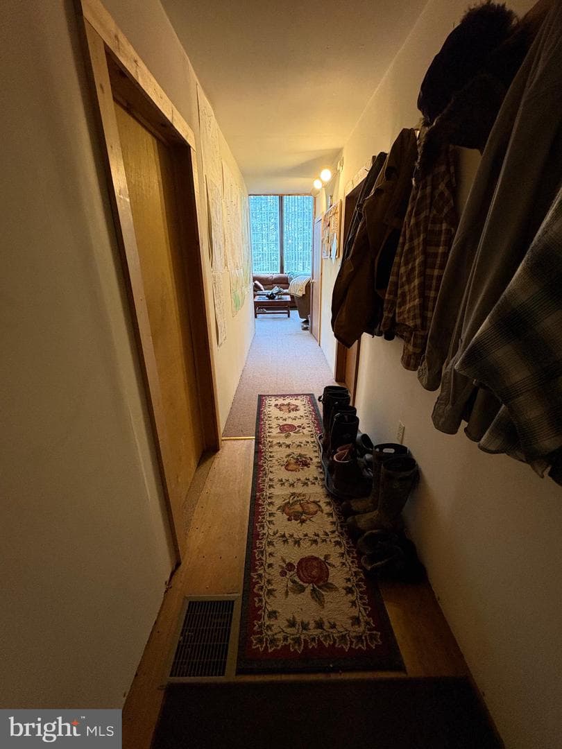 4 Hemlock Lane photo 26