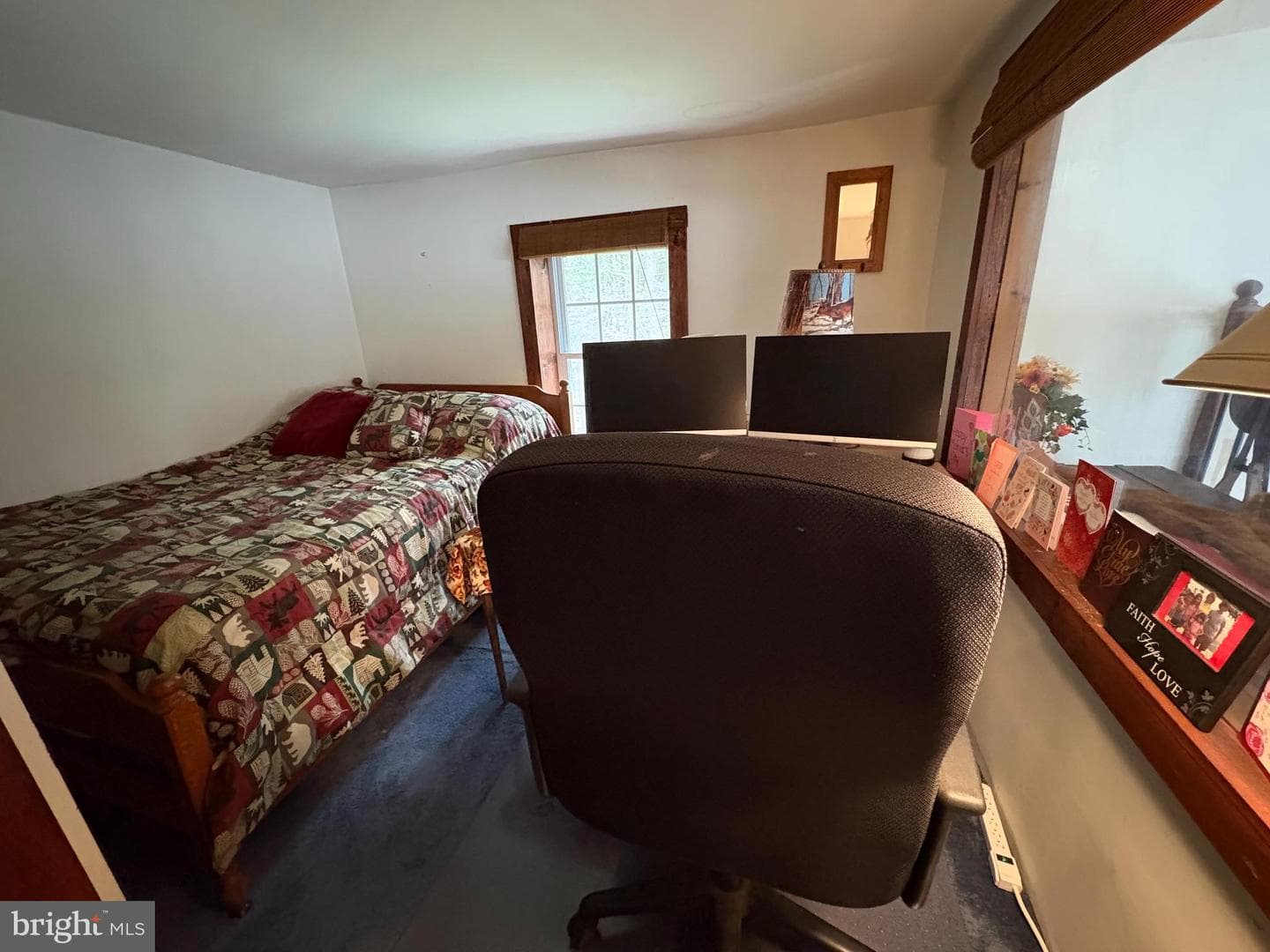 4 Hemlock Lane photo 40