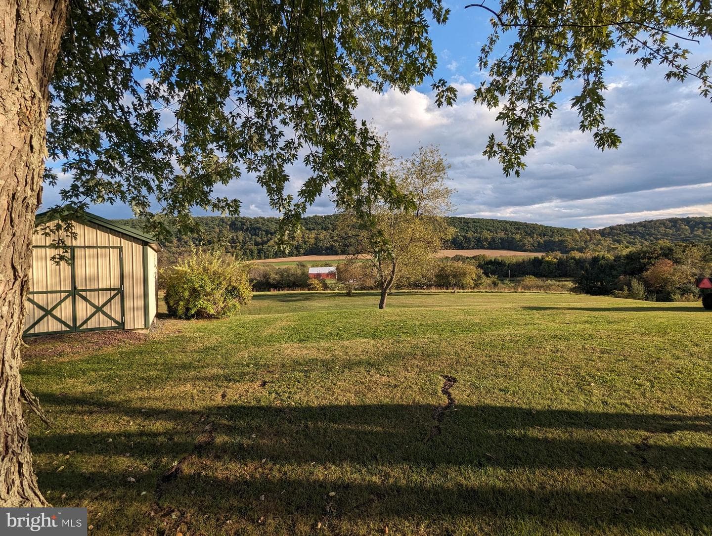 1126 Sunbury Path photo 3