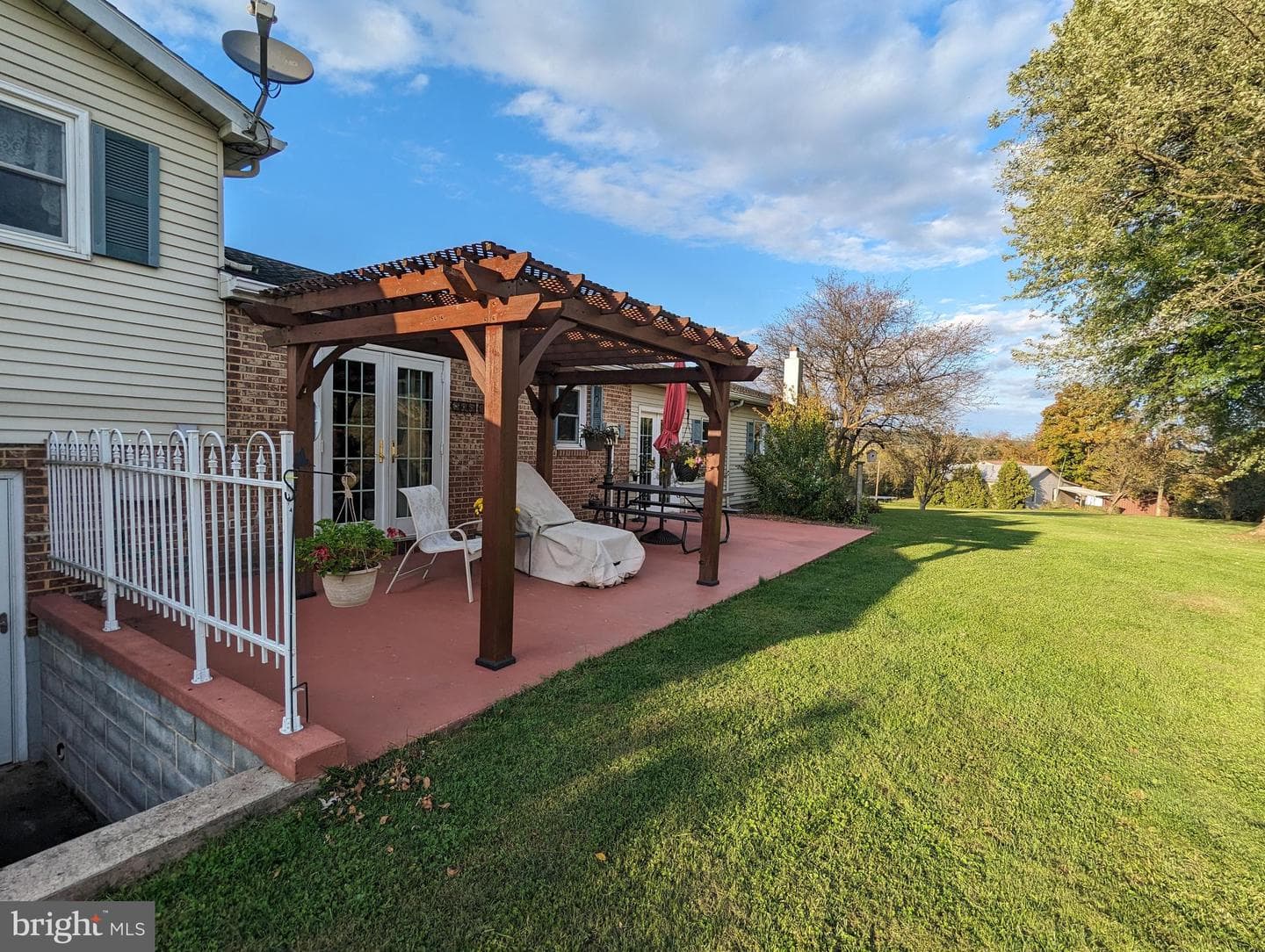 1126 Sunbury Path photo 4