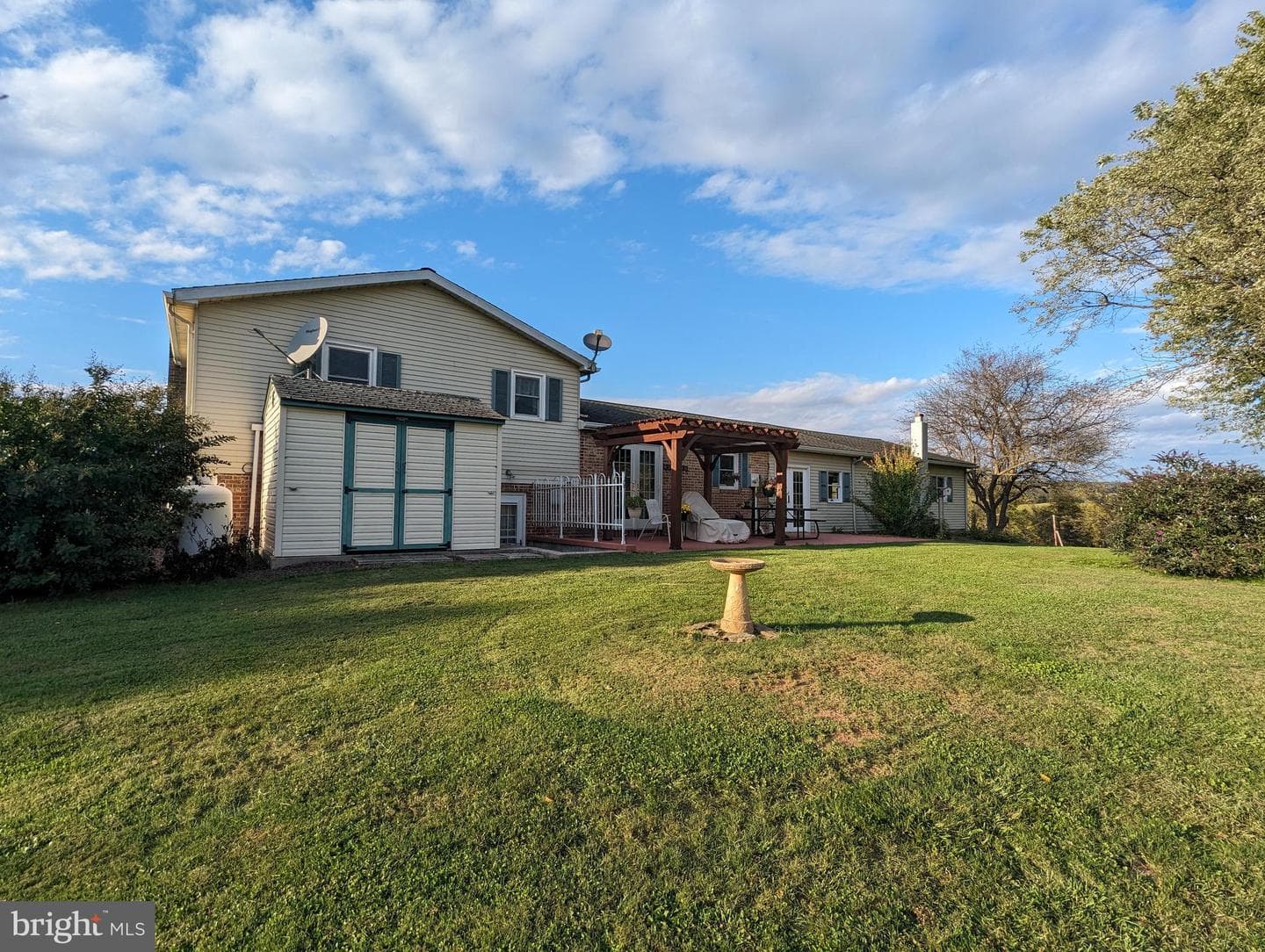 1126 Sunbury Path photo 5