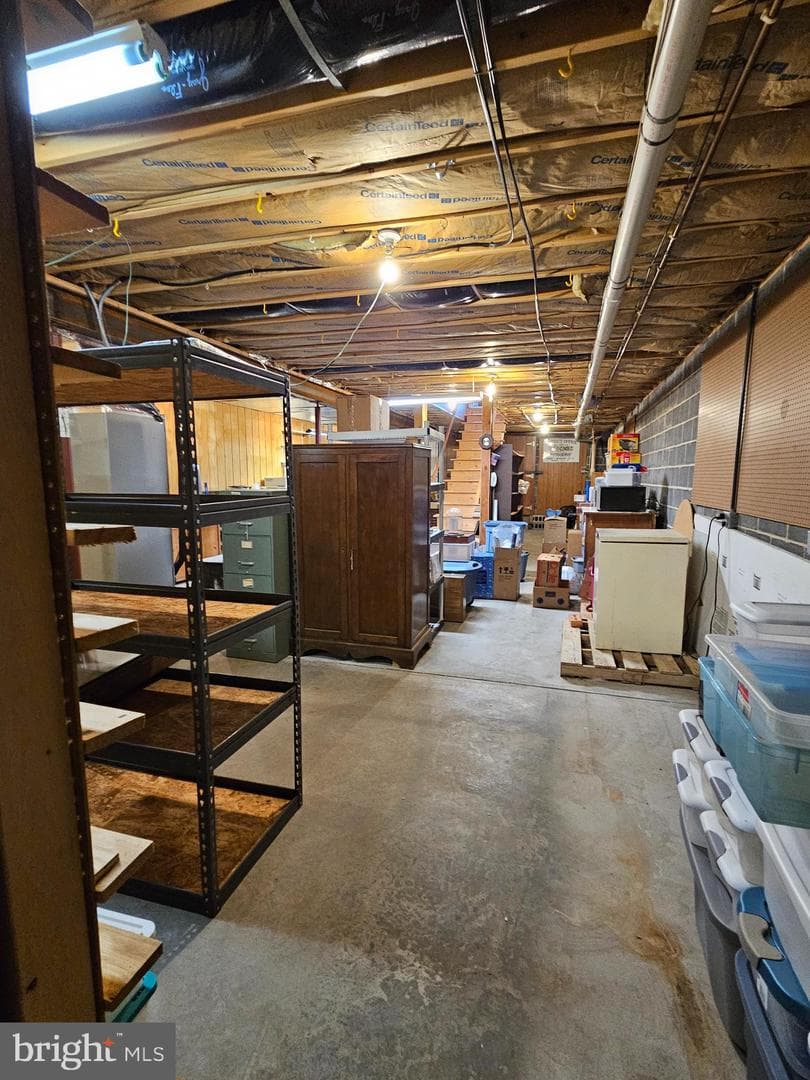 705 Veterans Way photo 51