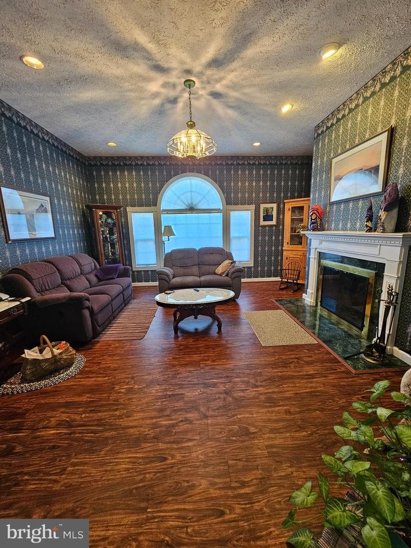 705 Veterans Way photo 8