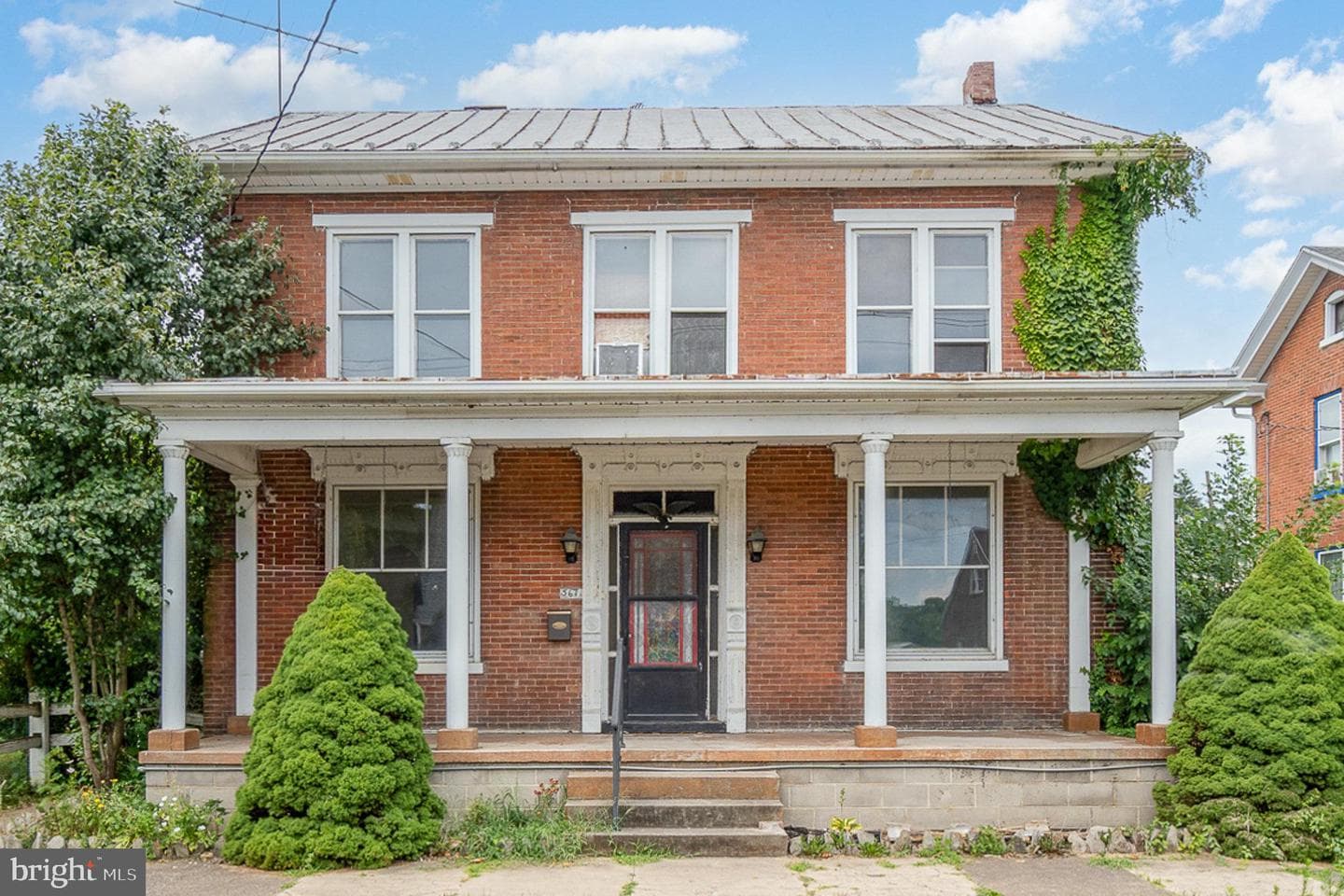 367 N 4th Street photo 1
