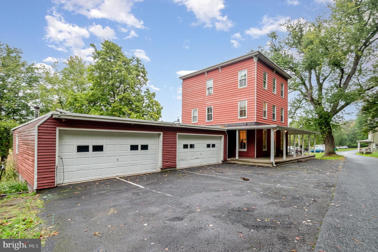226 Schoolhouse Road photo 3
