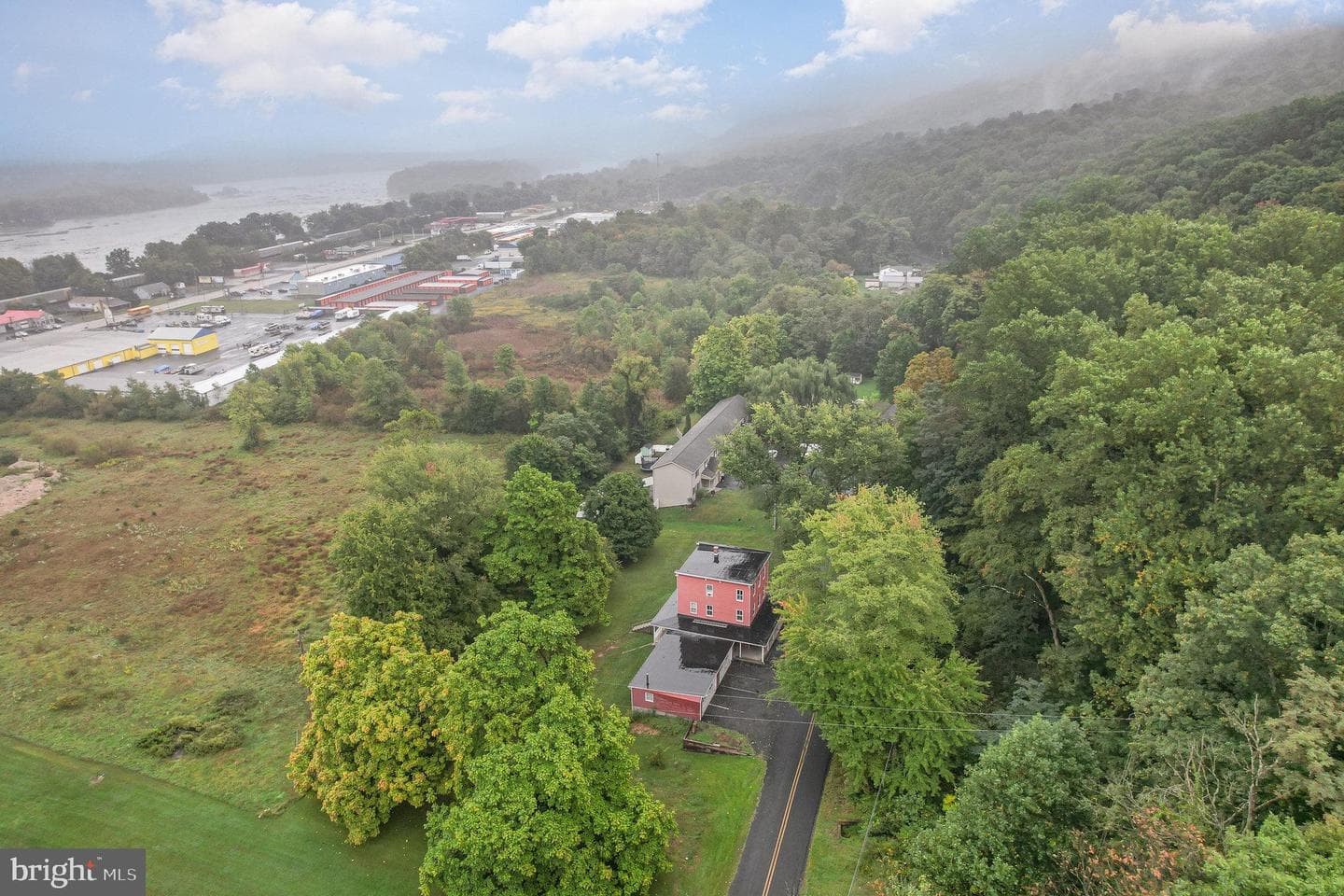 226 Schoolhouse Road photo 41