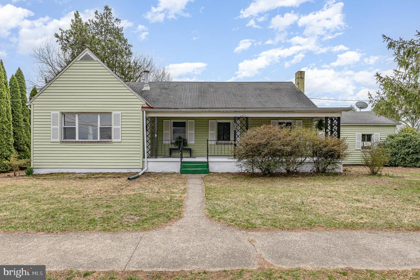 536 Lansvale Street photo 2