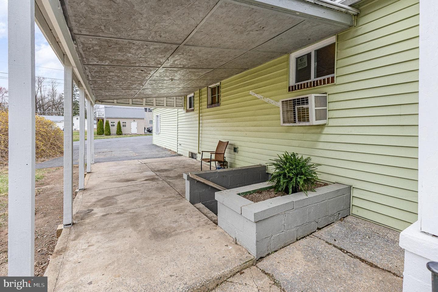 536 Lansvale Street photo 29