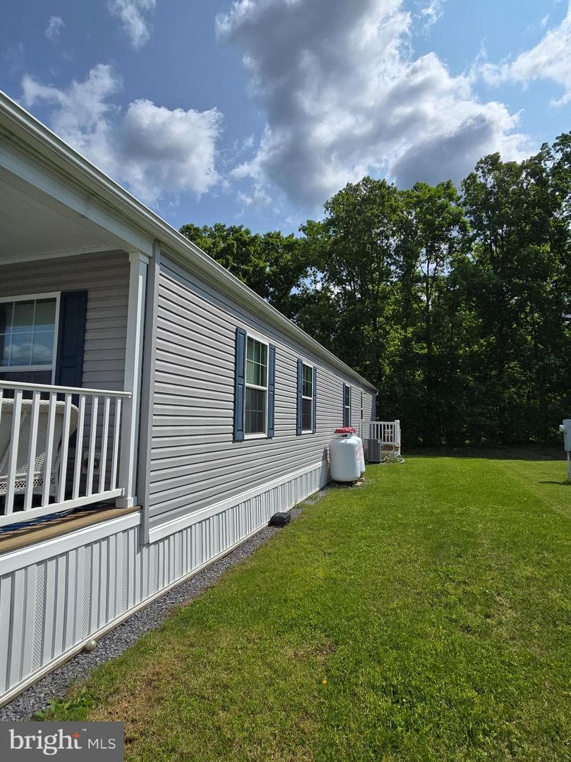 37 Meadowview Drive photo 4