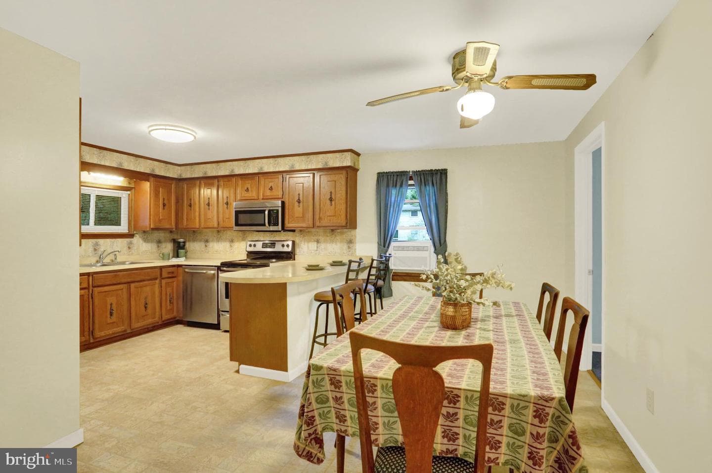 36 Meadow Grove Road photo 13