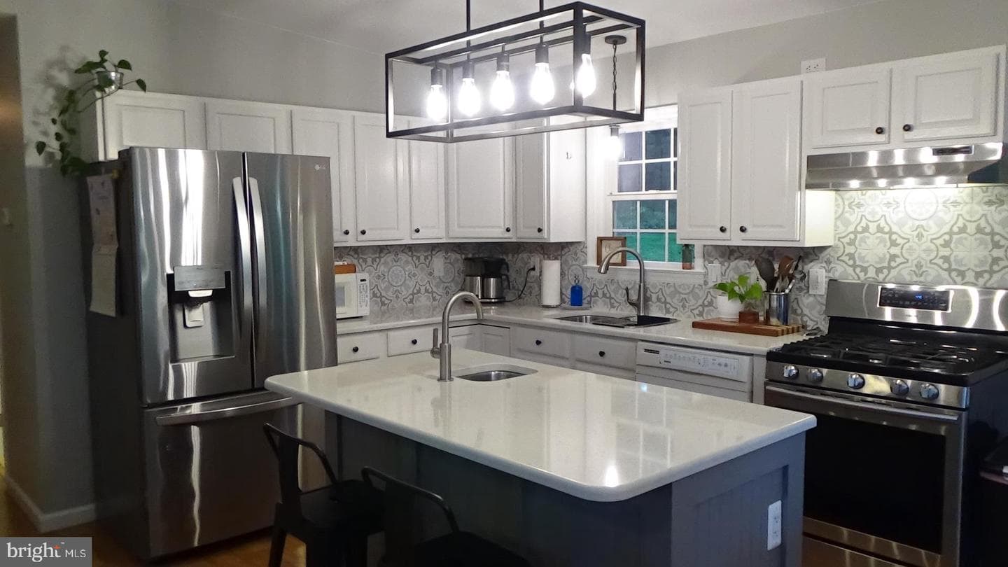 1143 Bower Road photo 2