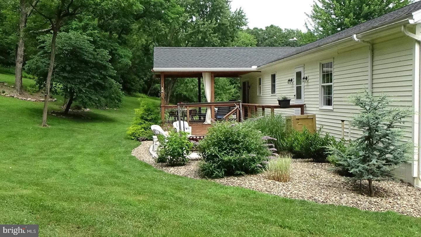 1143 Bower Road photo 48