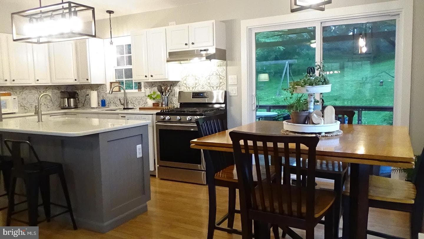1143 Bower Road photo 5