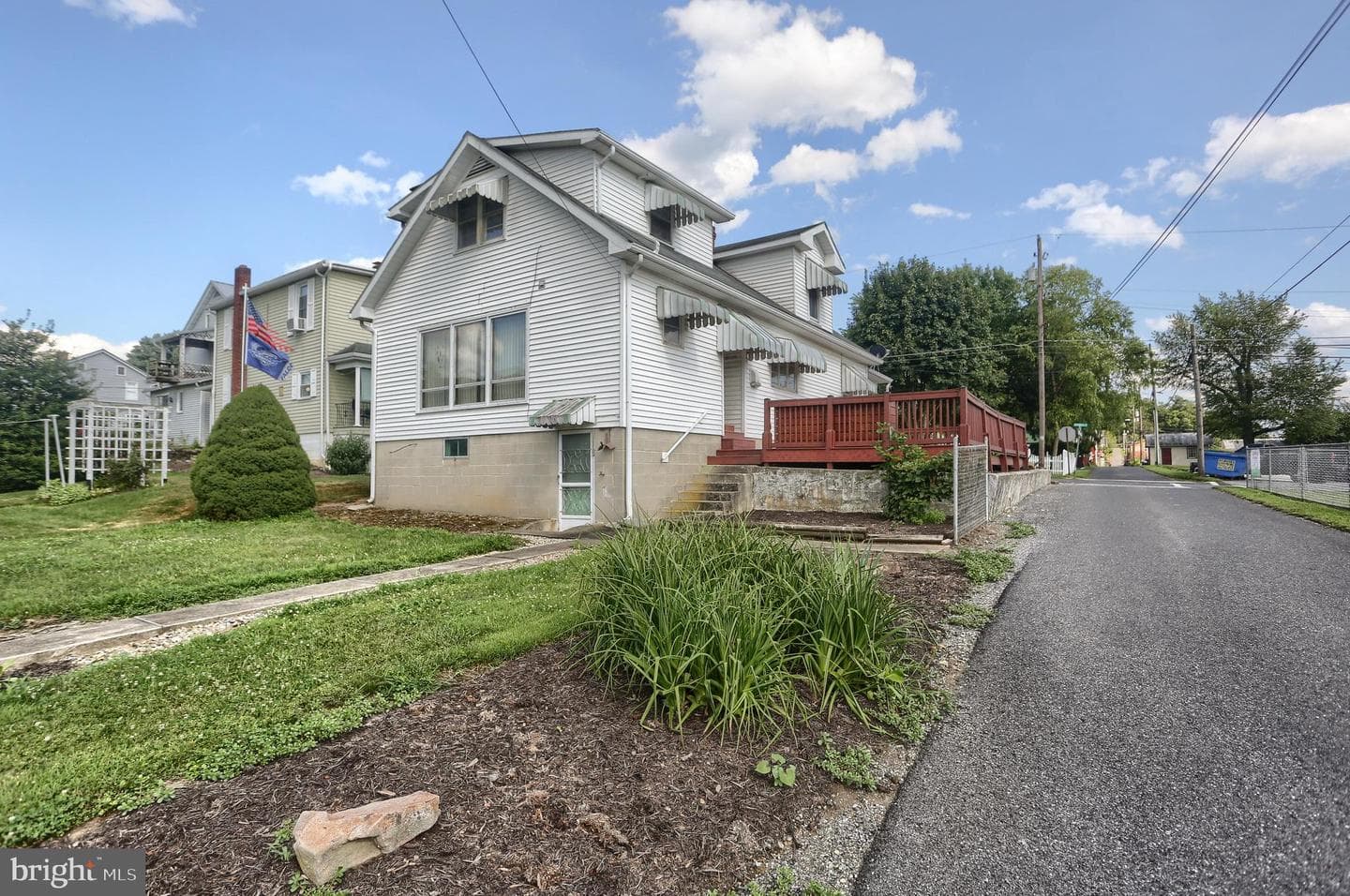 205 Greenwood Street photo 36