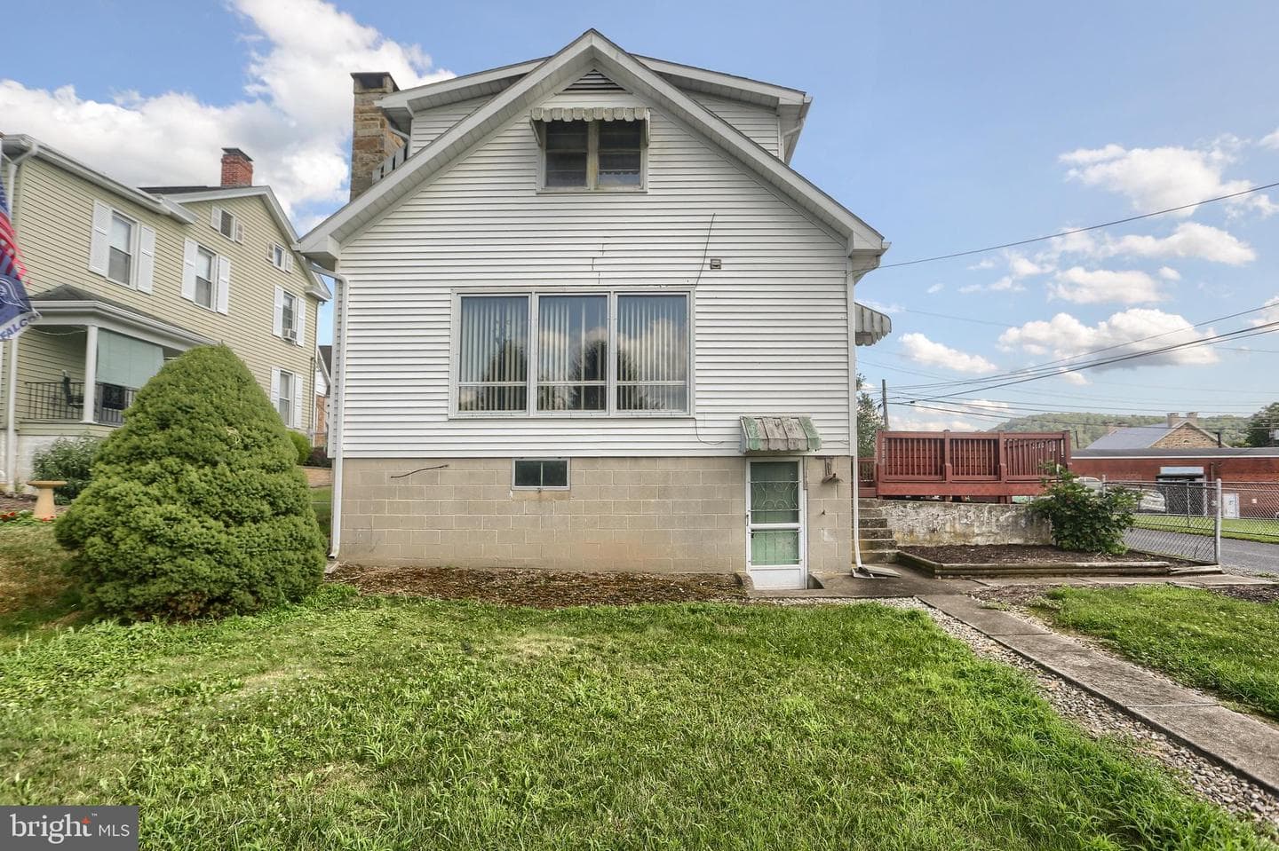 205 Greenwood Street photo 37