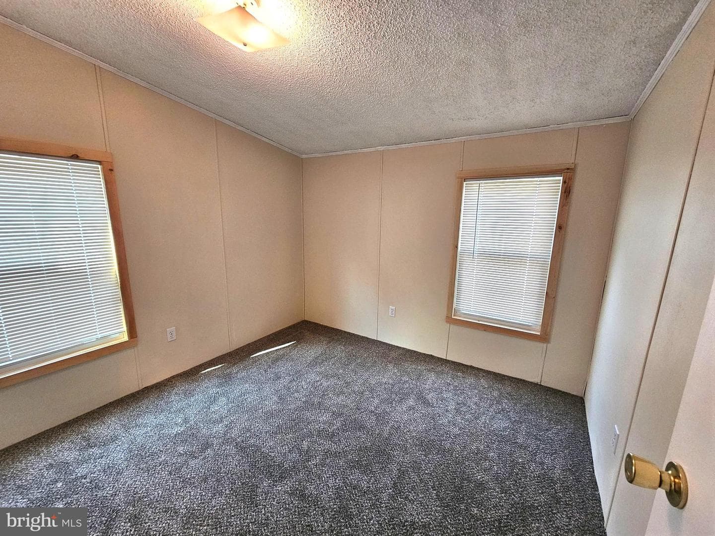 415 Meadow Lane photo 8