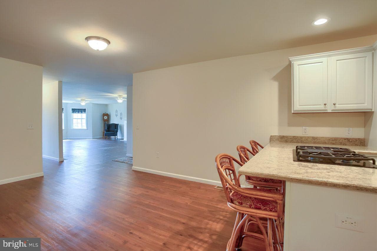 110 Aucker Street photo 18