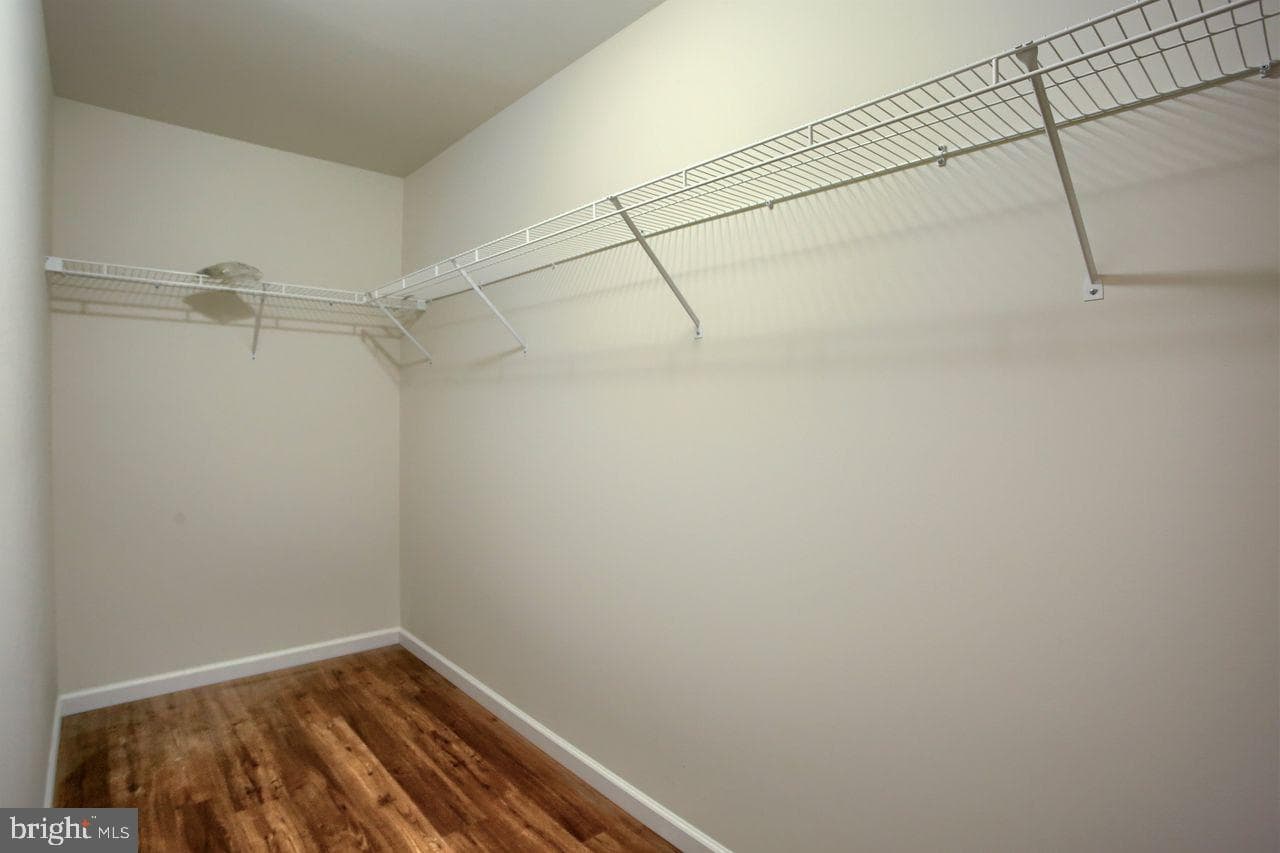 110 Aucker Street photo 34