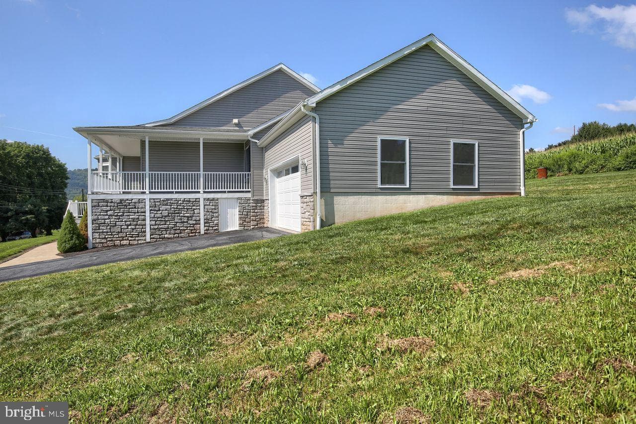 110 Aucker Street photo 4