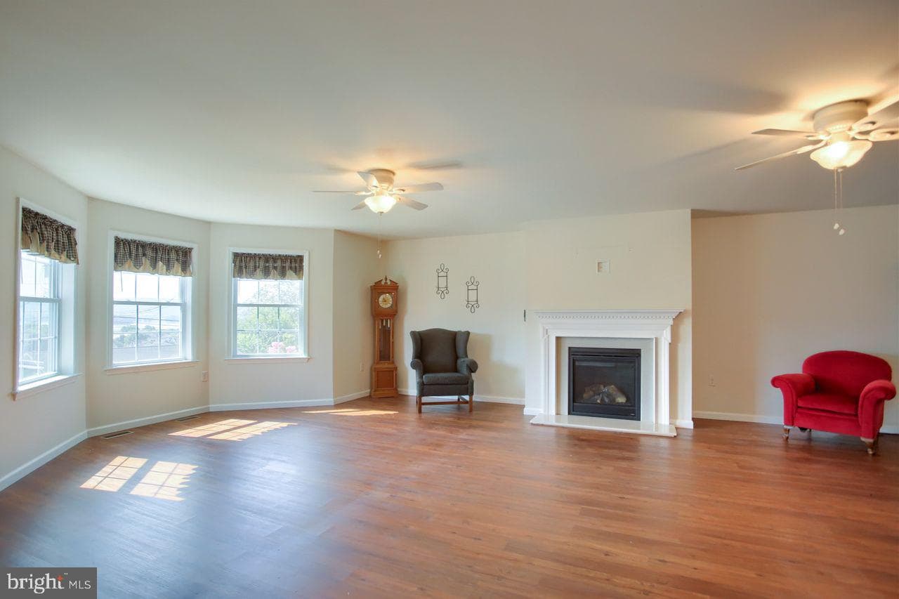 110 Aucker Street photo 8