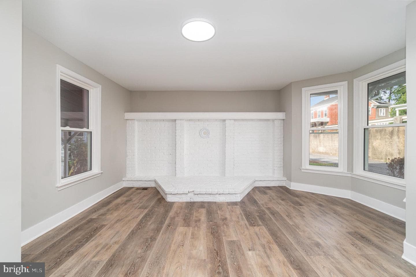 226 N Market Street photo 10