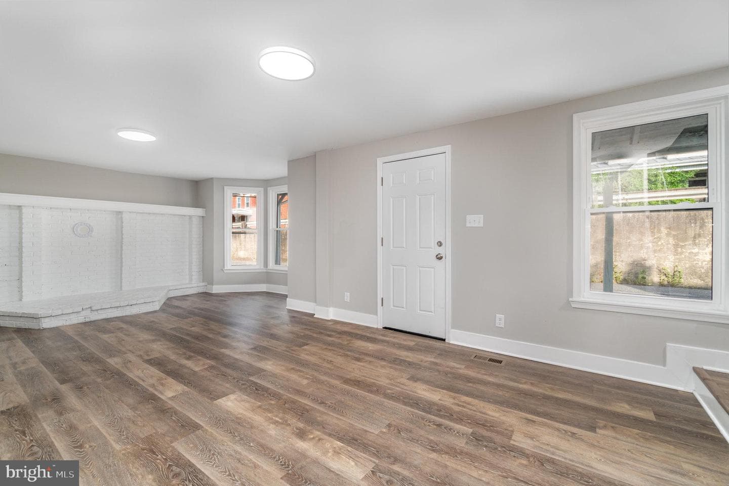 226 N Market Street photo 9