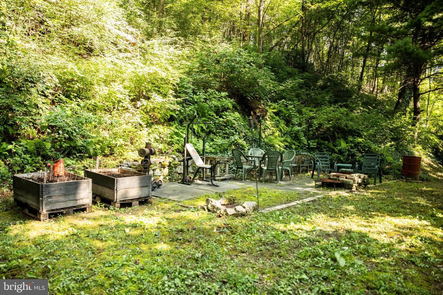 398 Acorn Road photo 10