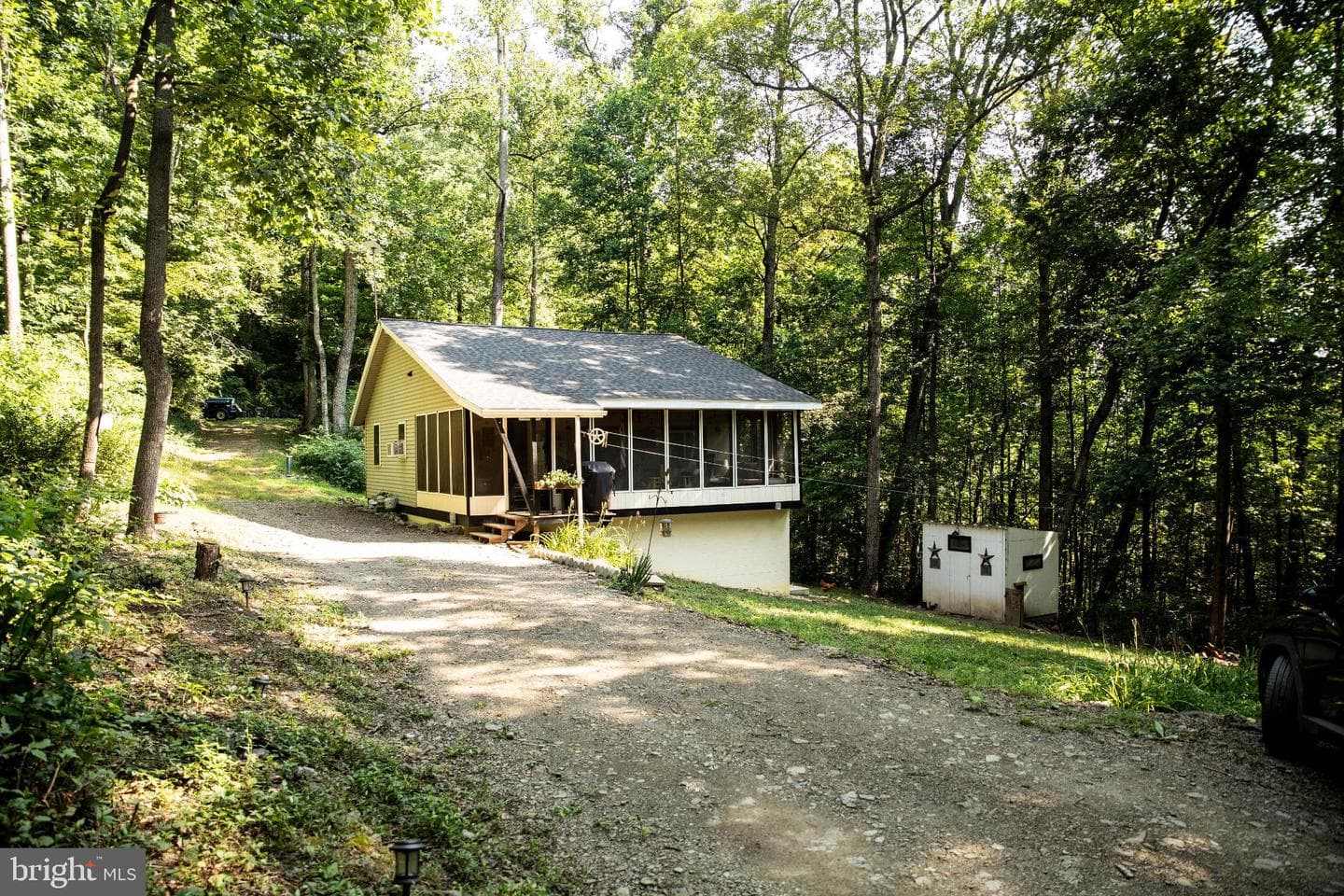 398 Acorn Road photo 5